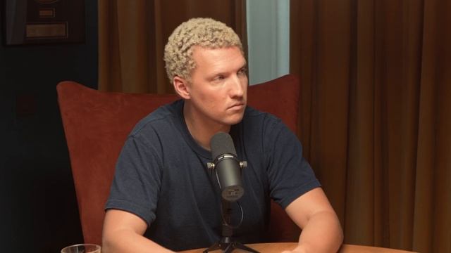 Налоговый нерезидент в России. Кто будет платить 30% НДФЛ // Ну как там с деньгами? смотреть онлайн