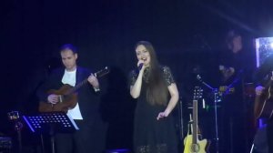 Алена Петровская- песня Ю.Визбора" Мне бы только знать..."