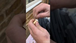 Как правильно паковать фум ленту и шнурок на резьбу. Сантехника