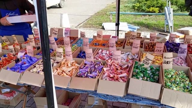 Мариуполь. Ярмарка "выходного дня" на Ленинградском.Цены. 04.11.2023 смотреть онлайн