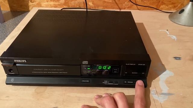 Philips CD-Player CD 371 смотреть онлайн