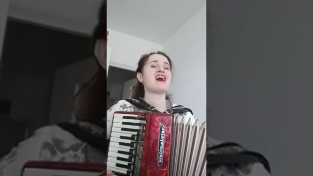 Уроки вокала от Светланы Дериземля. Урок 6: Распевка Работа над песней 'Куст калины' смотреть онлайн