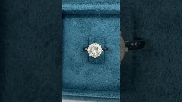 Кольцо с природным бриллиантом 2.78 кр (6/8) смотреть онлайн