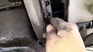 Замена  диска  сцепления без снятия КПП.Опель Вектра а 1.6