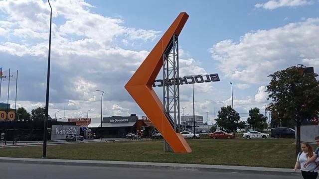 Blockbuster mall: как выглядит самый большой торгово-развлекательный центр Украины смотреть онлайн