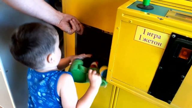 COLORITO Гонки SEGA Стрелялки ЗОМБИ Игра HAPPY TOYS Карусели Racing SEGA Shooting ZOMBY Carousel смотреть онлайн