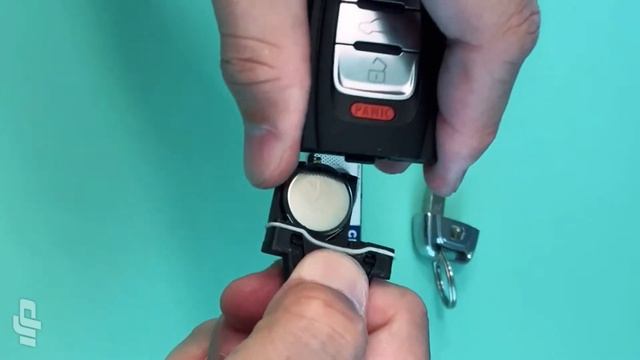 Audi Q5 Key FOB Battery Replacement смотреть онлайн