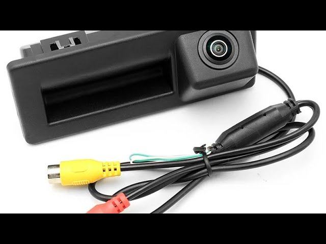 Volkswagen Tiguan установка камеры заднего вида с ручкой открывание багажника смотреть онлайн