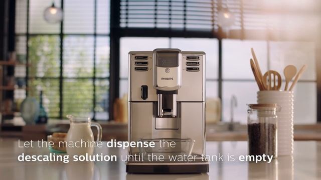 Philips LatteGO | How to descale смотреть онлайн