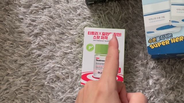 Открываю подарки на День Рождения / Покупаем билеты в Россию! #koreavlog смотреть онлайн