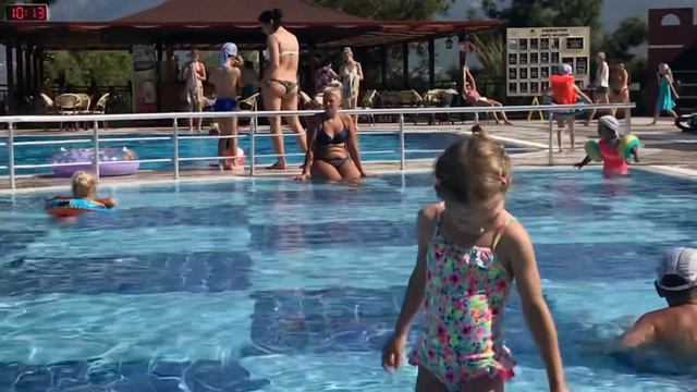 Utopia World Hotel 5*