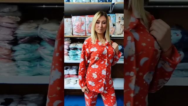 зимняя женская пижама смотреть онлайн