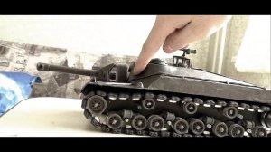 танк T95 из пластилина с рабочей ходовой