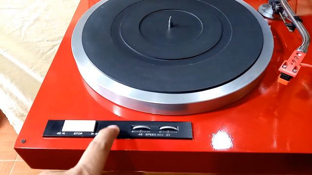 Trio KP-7300 Turntable Record Player
