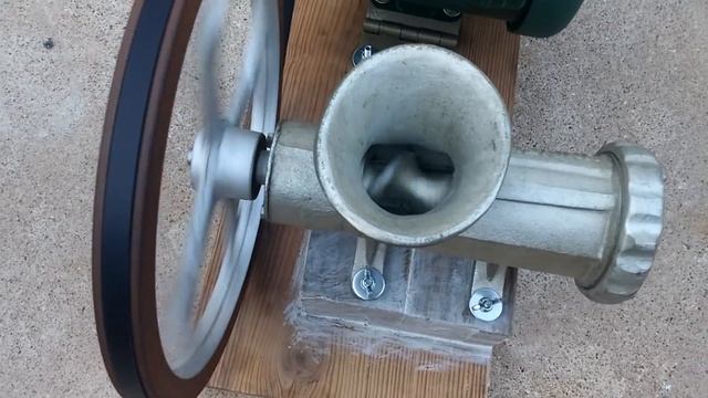 #22 motorized meat grinder - part 1 смотреть онлайн