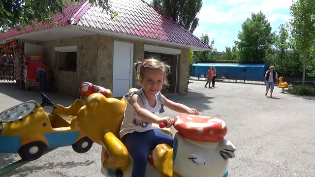 Best Indoor playgrounds for children compilation with Ksyu смотреть онлайн
