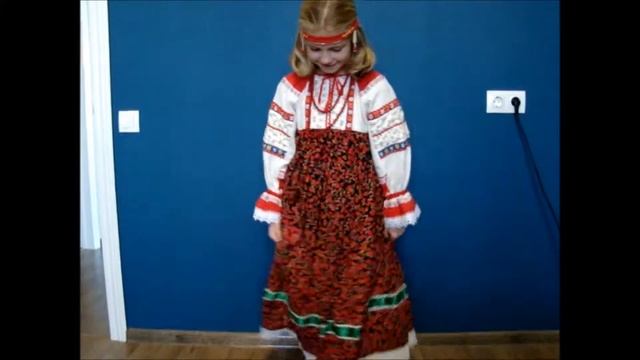 Очень красивый народный костюм смотреть онлайн