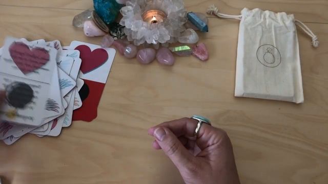 Angels & F-Bombs Oracle Deck Unboxing and First Impressions смотреть онлайн