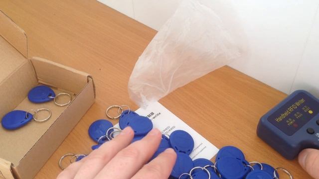 Кидок китайцев с RFID ключами (RFID EM4100) смотреть онлайн