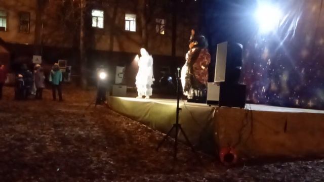 Акция «Зимний парк» и развлекательная программа «Ёлка зажигает огни». 01.12.2019 года смотреть онлайн