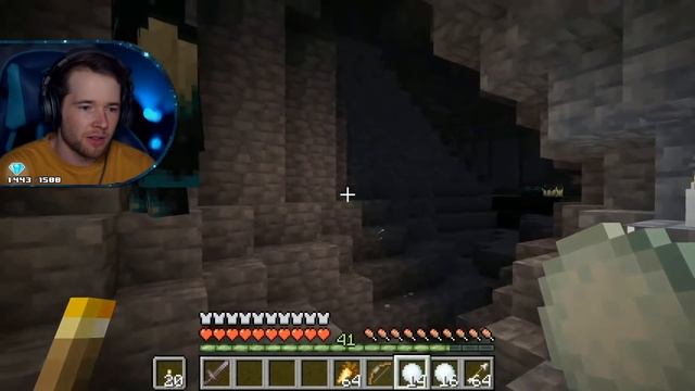Reacting to Minecraft Live 2020... смотреть онлайн
