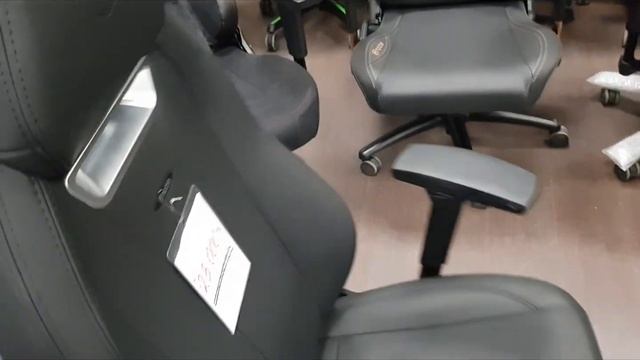 Распаковка.Суперского кресла для Станислава горд Новосибирск Noblechairs LEGEND смотреть онлайн