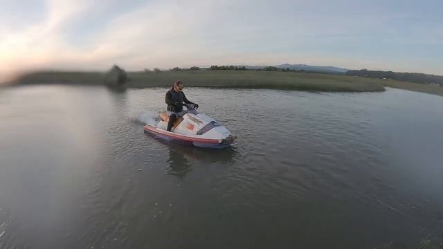 Wow its quick! Yamaha 1200 triple into purple bottom wave raider смотреть онлайн