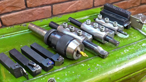 95% времени работаю этим инструментом. Обзор токарной оснастки для начинающих.