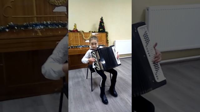 Магула Анастасія - виконує, обр. - М.Корецького,українська народна пісня - «Тече вода каламутна». смотреть онлайн