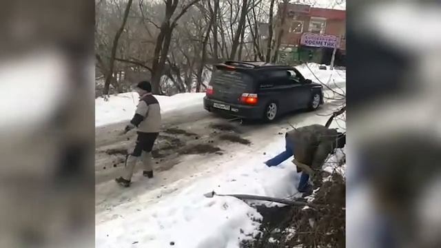 Владивосток Subaru Forester вытащил грузовик смотреть онлайн