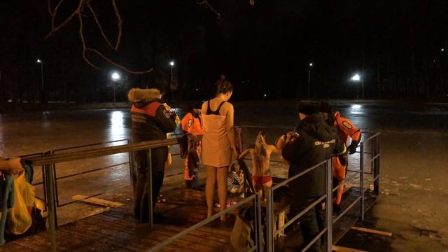 Крещенские купания Православный Праздник смотреть онлайн