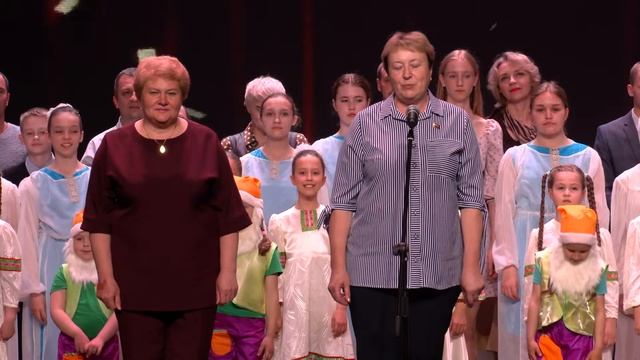 Экзамен в ритме танца для выпускников "Палеской Зорачкi" прошел на сцене ГДК смотреть онлайн