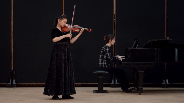 Li Yunduo, 2nd Category, 12, E Lalo,Symphonie Espagnole I  Allegro Non Troppo