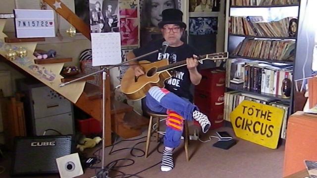 Status Quo - Mystery Song - Acoustic Cover - Danny McEvoy смотреть онлайн