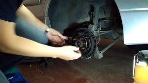 Замена задней ступицы Suzuki Liana 2007