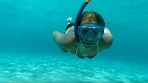 ДЕВУШКИ-ДАЙВЕРЫ в БИКИНИ!.mp4