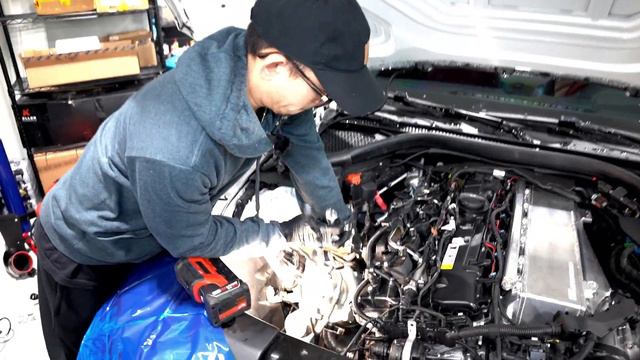 A90 SUPRA B58 Gen 2 UPGRADED TURBO REMOVAL AND INSTALL смотреть онлайн
