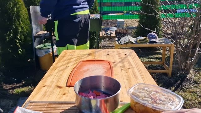 Эстония. Дачный влог. Ленивые шашлыки и грузинский лаваш. смотреть онлайн