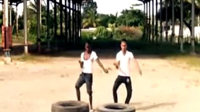 Cuban Reggaeton смотреть онлайн