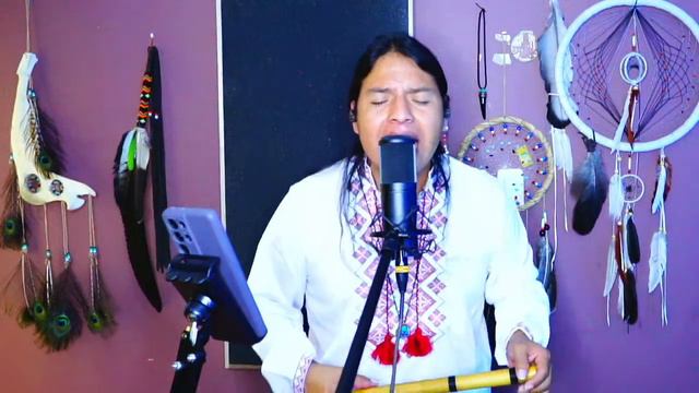 Magical Music / Alfredo Pakarina /