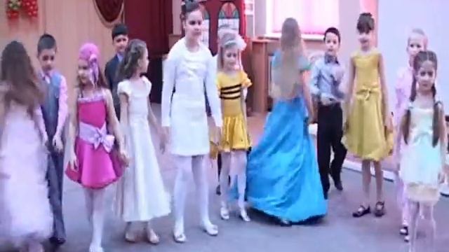 Утренник 8 Марта 2012 смотреть онлайн