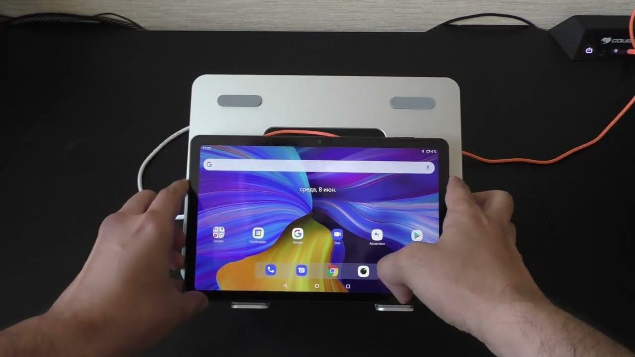 Обзор док-станции ORICO MDK-6P и подставки для ноутбука с активным питанием ORICO LST-4A смотреть онлайн