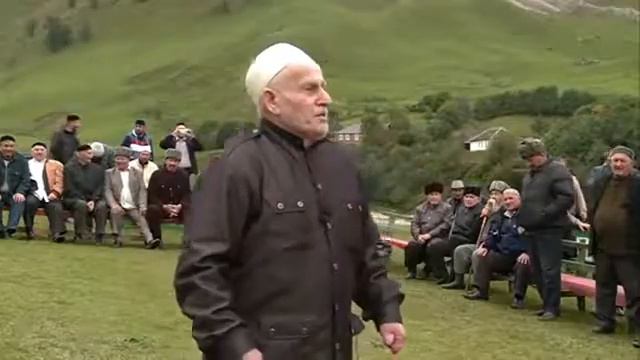 Речь Чеченского старца Узум-Хаджи на съезде приуроченной к 100-летию со дня гибели Абрека Зелимхана смотреть онлайн