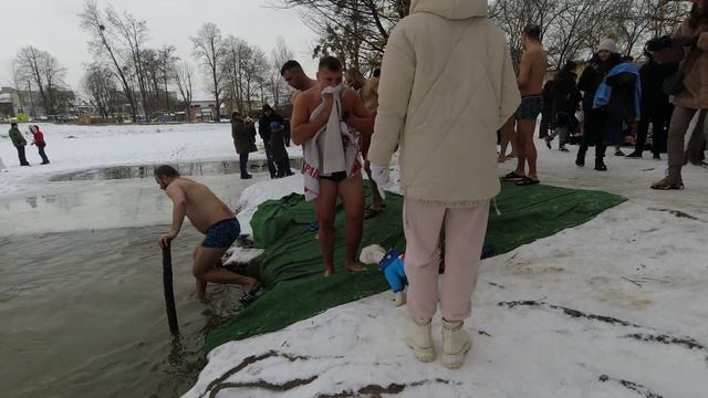 Ukraine: Bathing at the Epiphany №11 смотреть онлайн