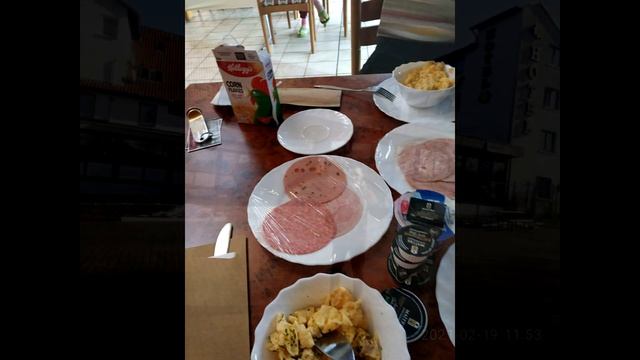 Как поздние переселенцы провели карантин в Германии (обзор 2х номеров). Условия в отеле Дудерштадта смотреть онлайн