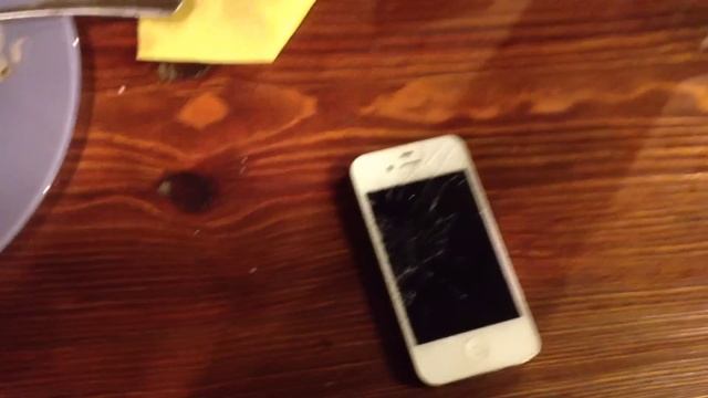 краш тест мобильных устройств разбили iPhone .mov смотреть онлайн