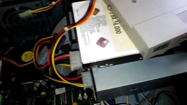 Один корпус. Четыре поврежденные материнские платы. Смогу ли я собрать рабочий ретро-компьютер? смотреть онлайн