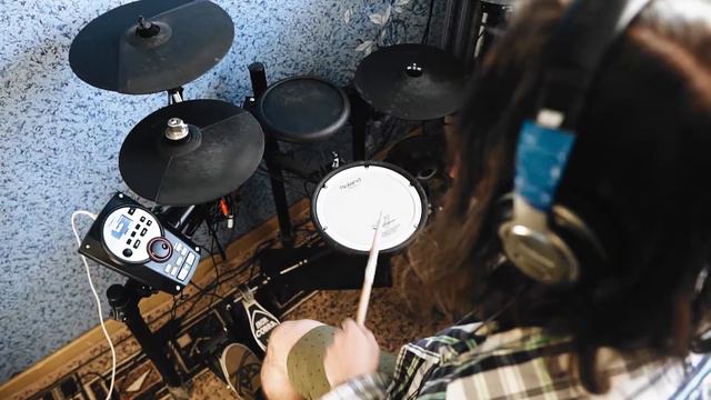 The Offspring - Pretty Fly (Drumming by Поляков Алексей) смотреть онлайн
