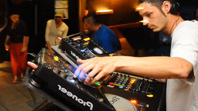 Kryptic Minds - Mix From Youngsta Set (16/12/2010)