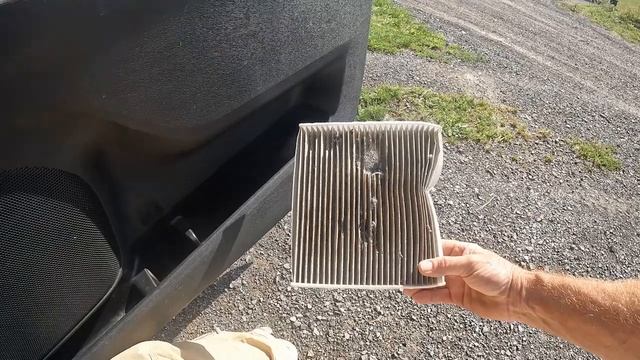 2019 Toyota Sienna Cabin Air Filter Change смотреть онлайн